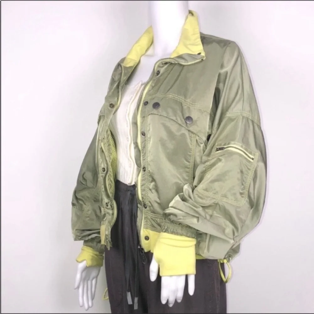 Free People Movement Olive Green &Yellow Reversible Windbreaker Opal Jacket SzXS - Picture 8 of 16